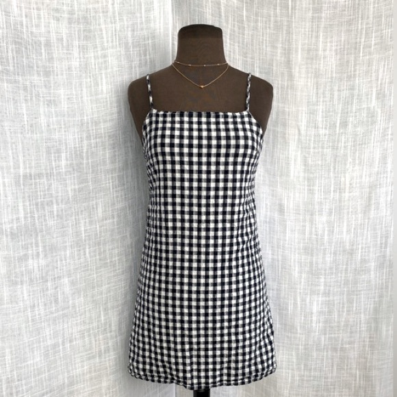 Dress - Picture 4 of 5